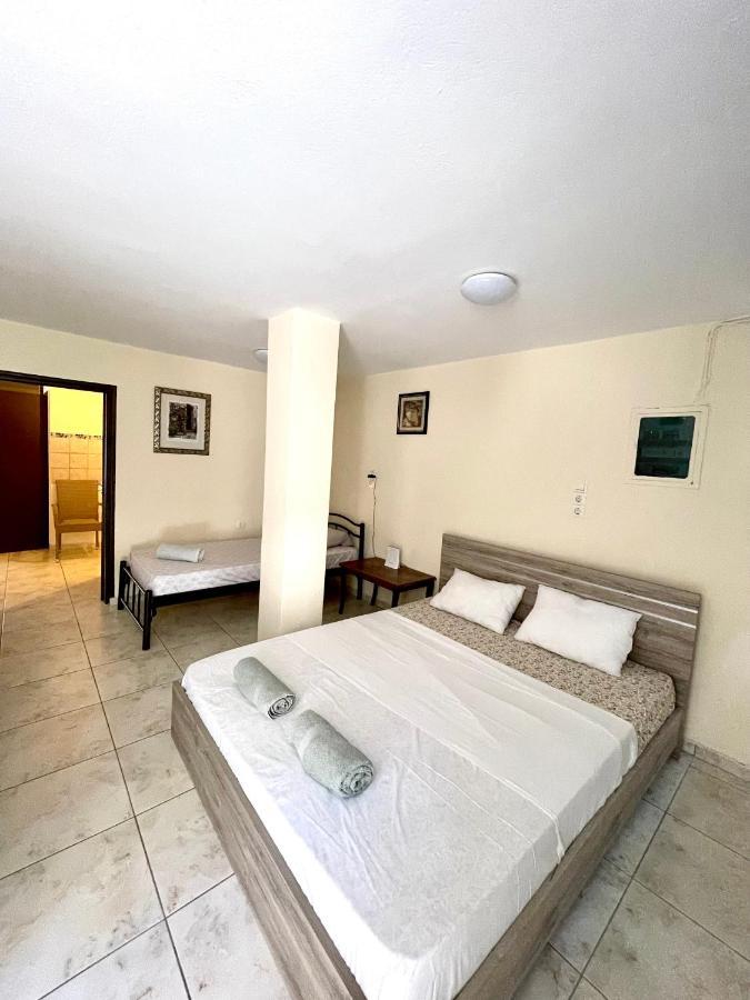 Legacy Lux By The Airport & Beach Artemida  Exterior foto